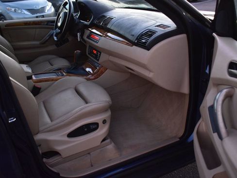 Used 2004 BMW X5 3.0i image 18