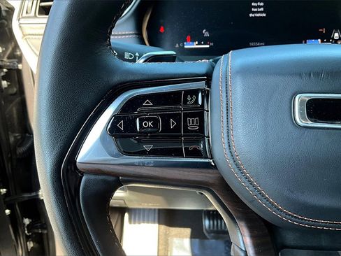 Used 2022 Jeep Grand Cherokee Summit w/ Adv Protech Group IV image 10