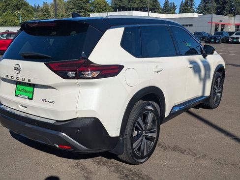 Used 2023 Nissan Rogue SL w/ SL Premium Package AWD/4WD image 6