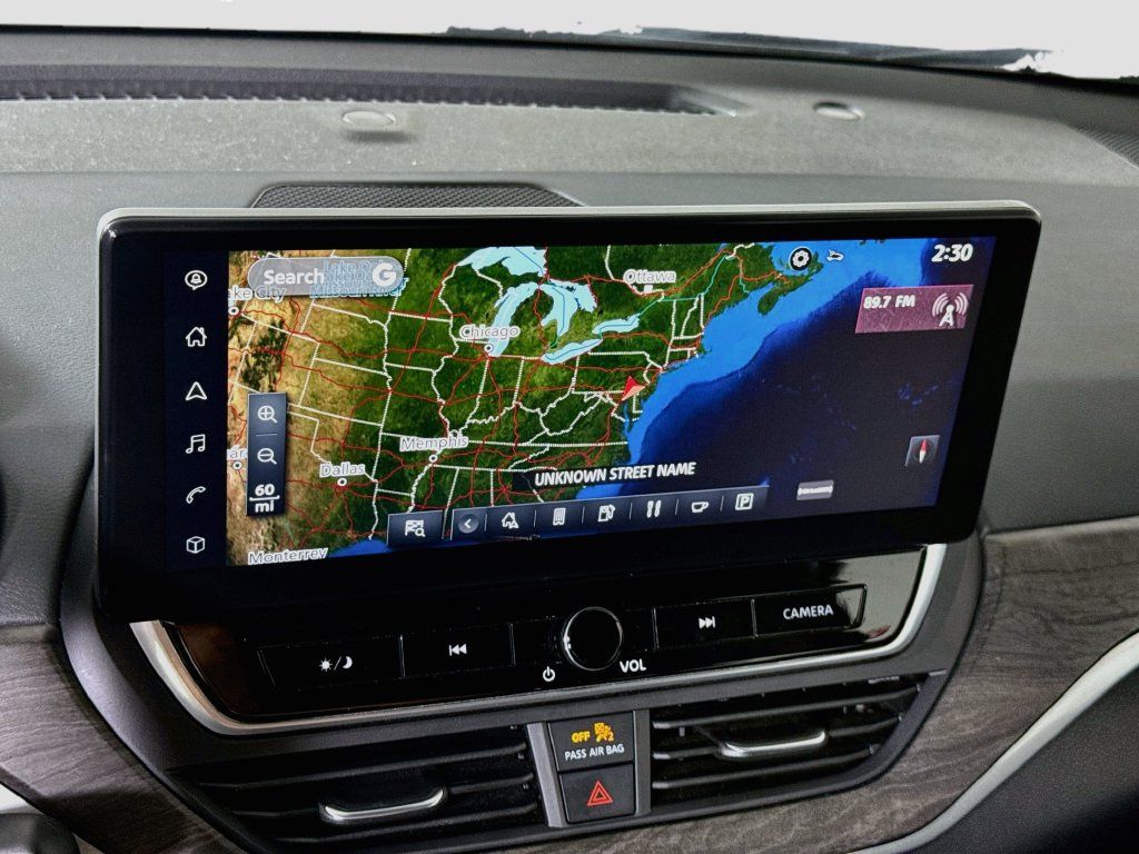 Certified 2023 Nissan Altima 2.5 SV w/ SV Premium Package FWD image 7