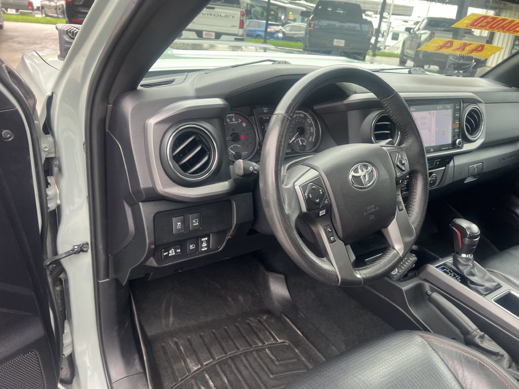 Used 2021 Toyota Tacoma TRD Pro AWD/4WD image 39
