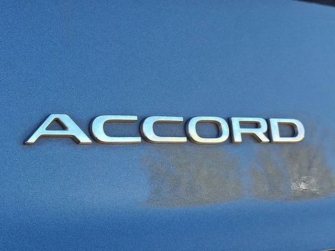 Used 2023 Honda Accord EX image 31