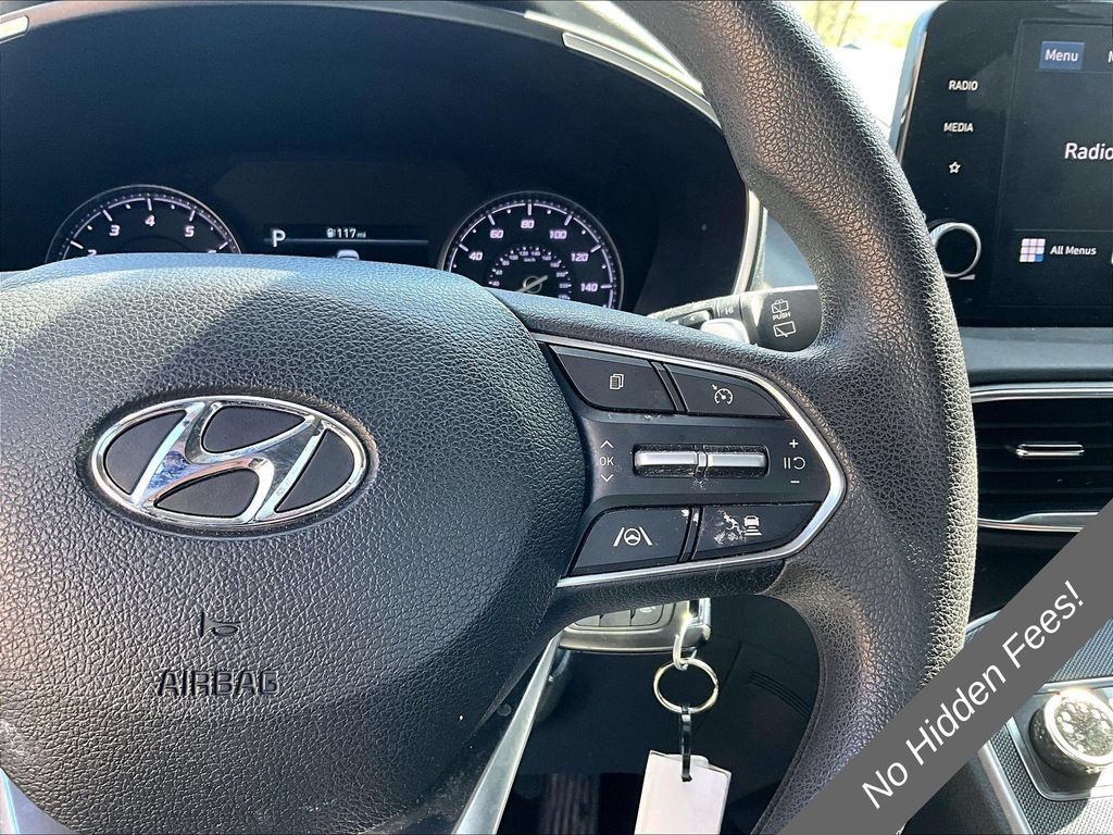 Used 2023 Hyundai Santa Fe SE AWD/4WD image 17