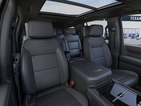 New 2026 GMC Yukon Denali image 17