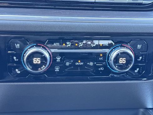 New 2026 GMC Sierra 1500 SLT w/ SLT Premium Package AWD/4WD image 19