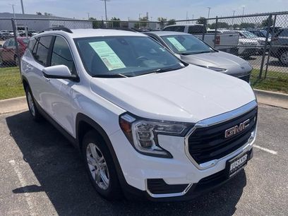 Used 2023 GMC Terrain SLE w/ Driver Convenience Package