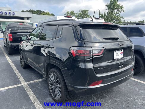 Used 2022 Jeep Compass High Altitude AWD/4WD image 2