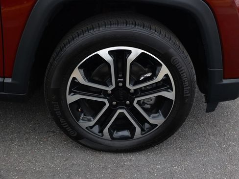 Used 2022 Jeep Compass Limited w/ Sun and Sound Group AWD/4WD image 8