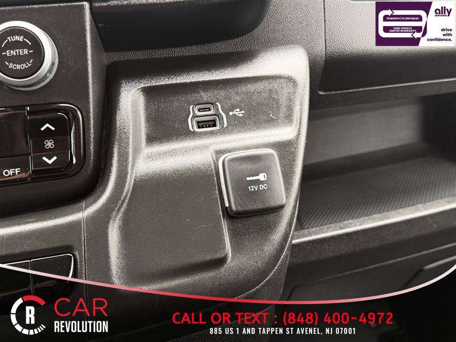 Used 2025 RAM ProMaster 2500 w/ Convenience Group FWD image 33