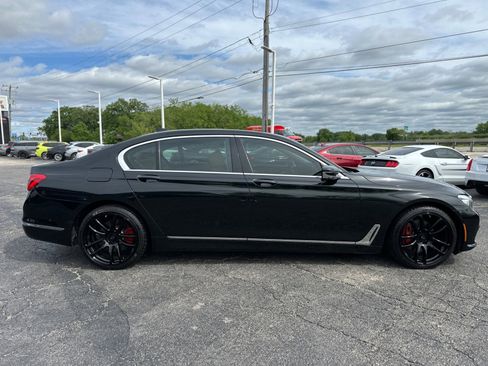 Used 2016 BMW 740i w/ Executive Package 2 RWD image 6