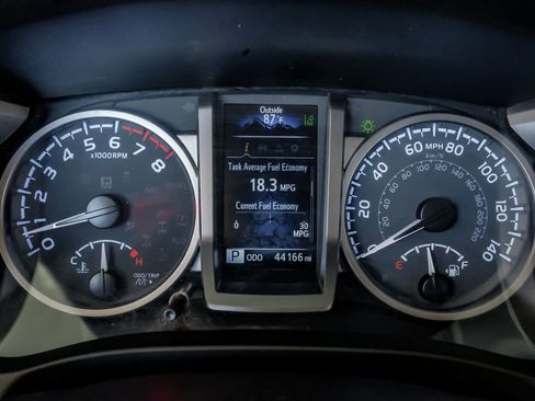 Used 2023 Toyota Tacoma SR5 w/ Trail Edition image 18