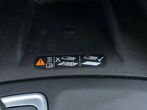 Used 2020 Chevrolet Equinox Premier image 25