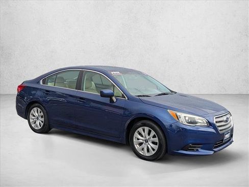 Used 2015 Subaru Legacy 2.5i Premium AWD/4WD image 3