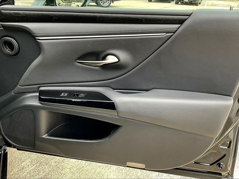 Used 2024 Lexus ES 350 w/ Premium Package FWD image 26