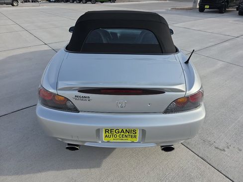 Used 2005 Honda S2000 image 6
