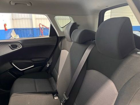 Used 2024 Kia Soul LX w/ Option Group 015 image 18