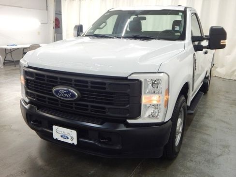 Used 2024 Ford F250 XL image 8