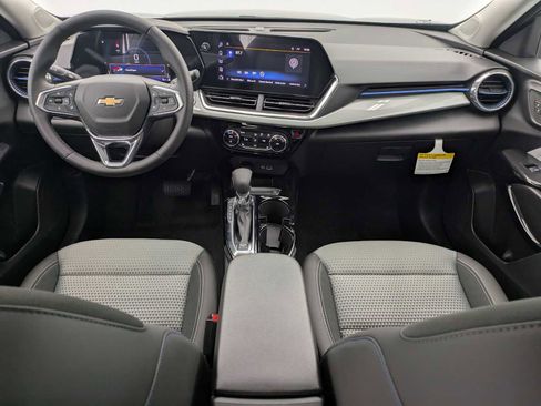 New 2026 Chevrolet Trax LT w/ Driver Confidence Package FWD image 16