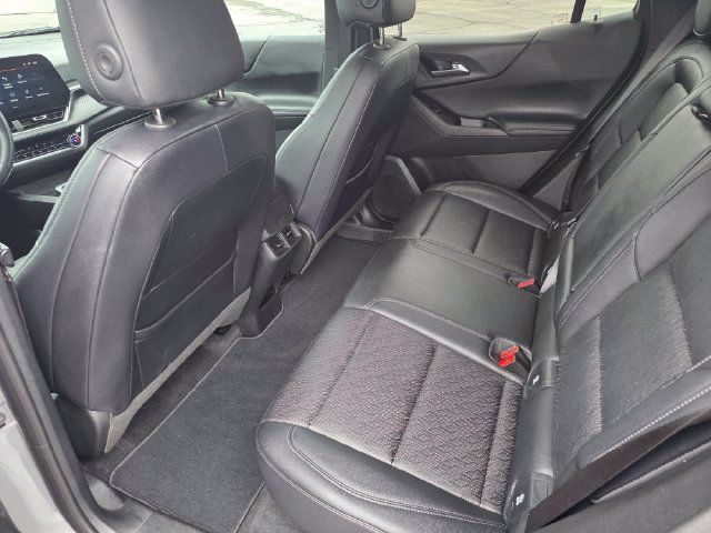 Used 2026 Chevrolet Equinox LT w/ Convenience Package II FWD image 34