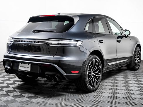 Certified 2024 Porsche Macan AWD/4WD image 10