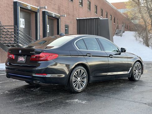 Used 2018 BMW 540i xDrive image 3