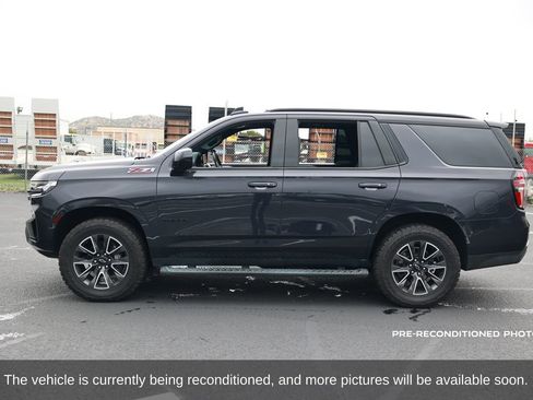 Used 2022 Chevrolet Tahoe Z71 image 2