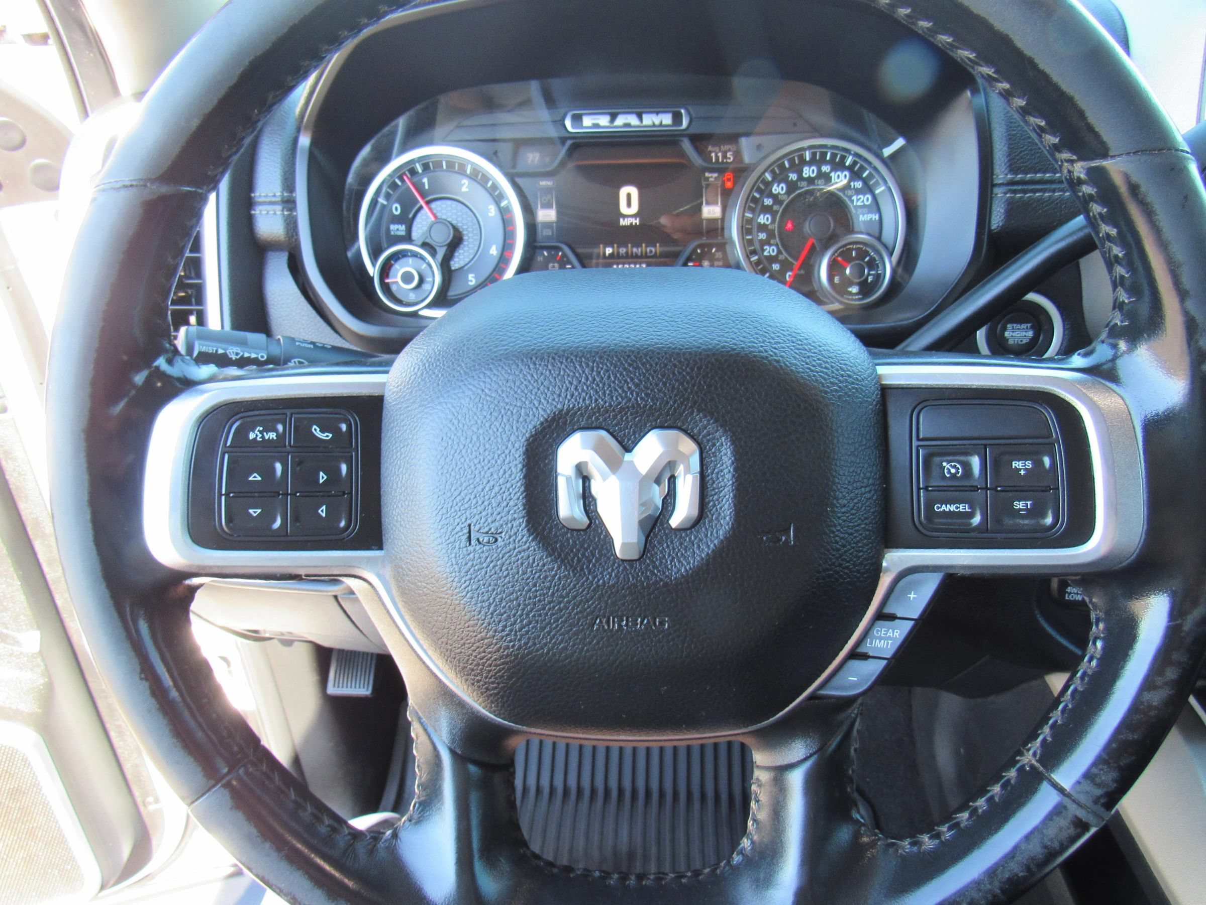 Used 2022 RAM 3500 Laramie AWD/4WD image 15
