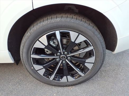 New 2026 Volvo XC60 B5 Plus w/ Protection Package Premier image 7