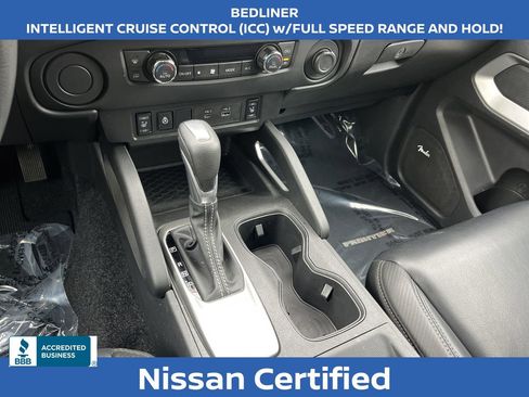 Certified 2024 Nissan Frontier SL RWD image 9