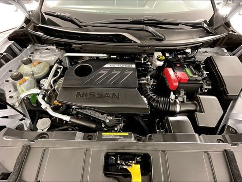 Certified 2023 Nissan Rogue SV image 12
