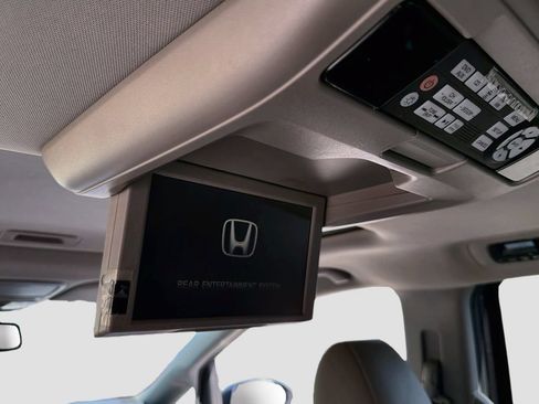 Used 2017 Honda Odyssey EX-L image 24