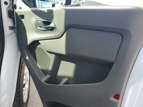 Used 2024 Ford Transit 250 w/ Exterior Upgrade Package image 27