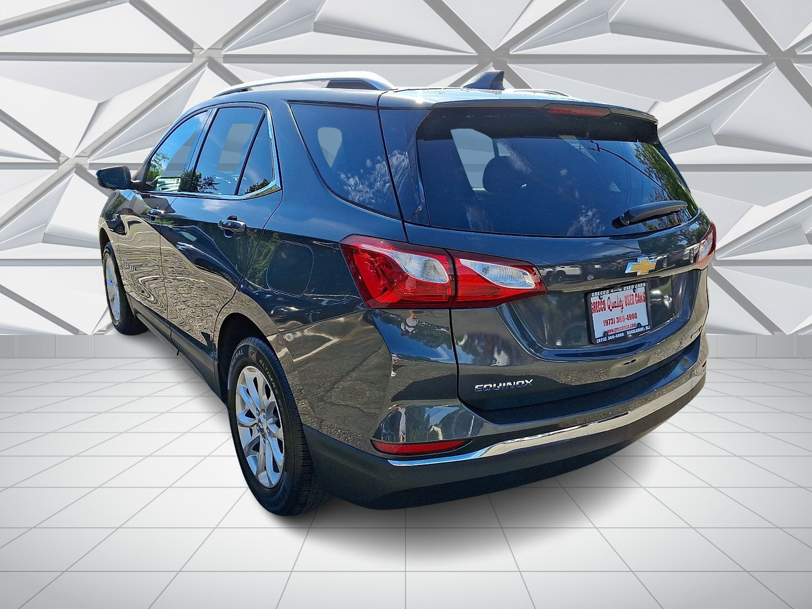 Used 2018 Chevrolet Equinox LT w/ Sun & Infotainment Package AWD/4WD image 8