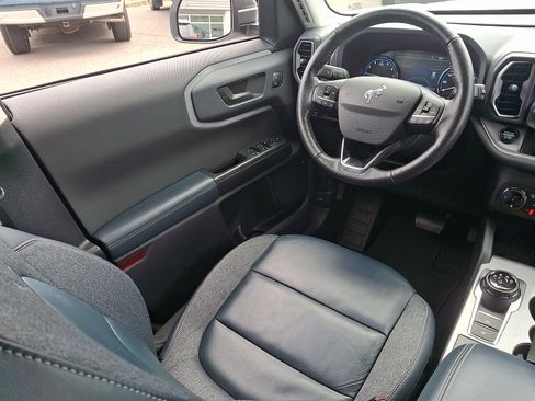Certified 2023 Ford Bronco Sport Outer Banks AWD/4WD image 13