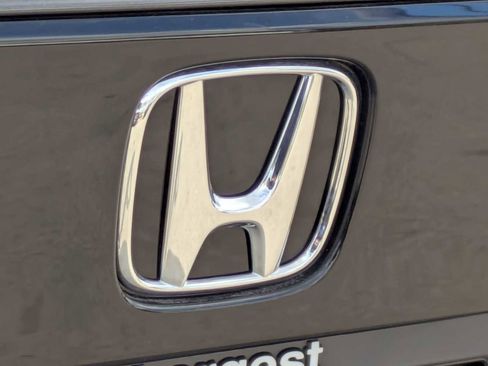 Certified 2025 Honda Accord LX image 11