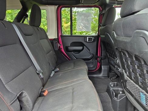 Used 2021 Jeep Wrangler Unlimited Rubicon image 14