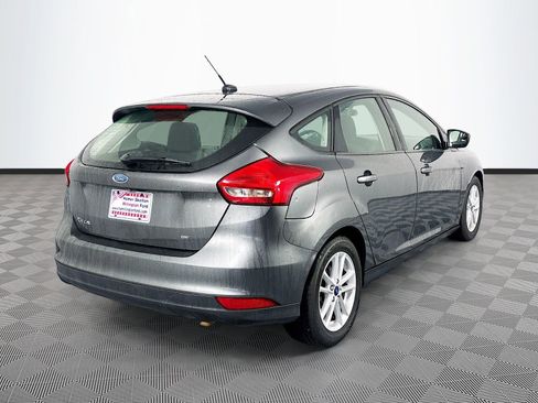 Used 2018 Ford Focus SE FWD image 7