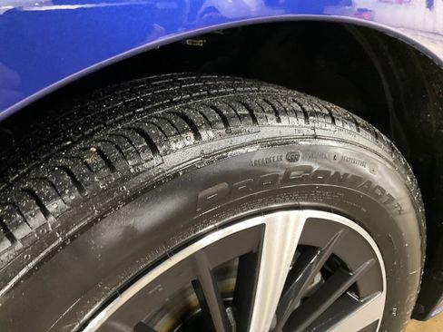 Used 2023 Subaru Impreza Premium image 29