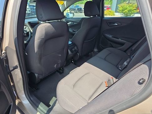 Used 2024 Chevrolet Malibu LT FWD image 25