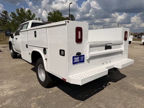 New 2025 Chevrolet Silverado 3500 W/T RWD image 4