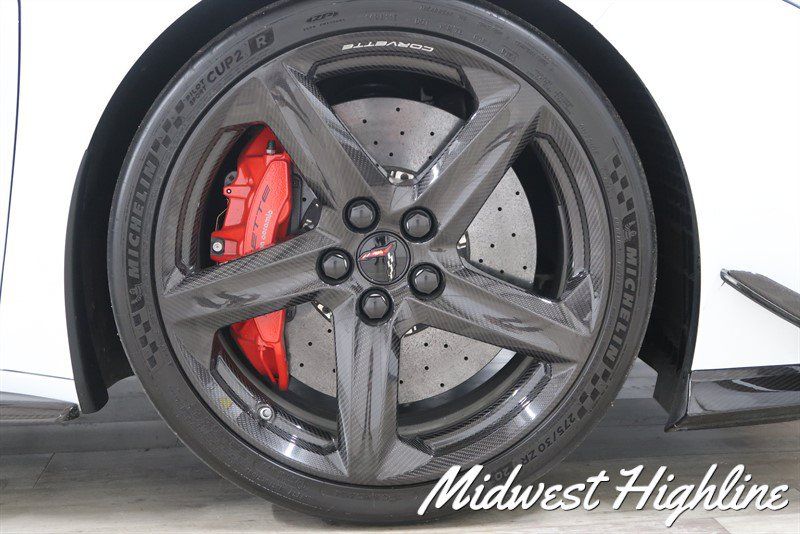 Used 2024 Chevrolet Corvette Z06 w/ Z07 Performance Package RWD image 26