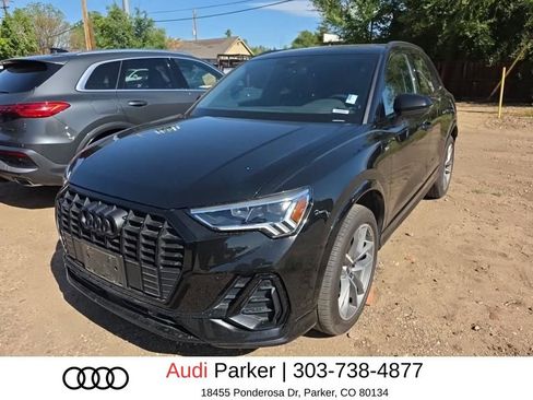 Used 2023 Audi Q3 2.0T Premium Plus w/ Premium Plus Package AWD/4WD image 1