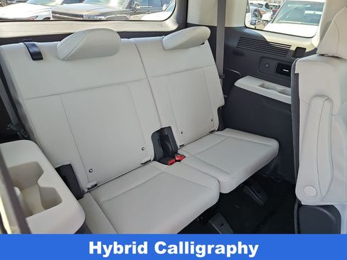 Certified 2025 Hyundai Santa Fe Calligraphy AWD/4WD image 30