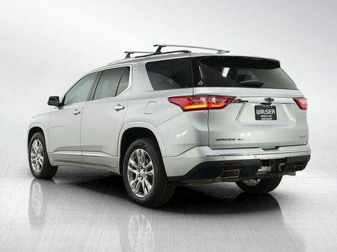 Used 2020 Chevrolet Traverse High Country AWD/4WD image 3