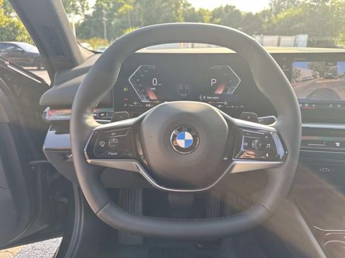Used 2026 BMW 540i xDrive AWD/4WD image 27