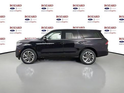 New 2026 Lincoln Navigator Reserve AWD/4WD image 5