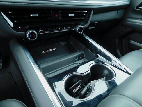 Used 2025 Chevrolet Tahoe Z71 image 43