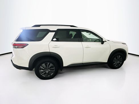 Used 2025 Nissan Pathfinder SV AWD/4WD image 10
