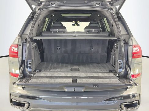 Used 2022 BMW X7 xDrive40i w/ M Sport Package AWD/4WD image 27