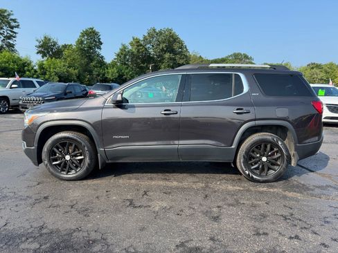 Used 2018 GMC Acadia SLT AWD/4WD image 2